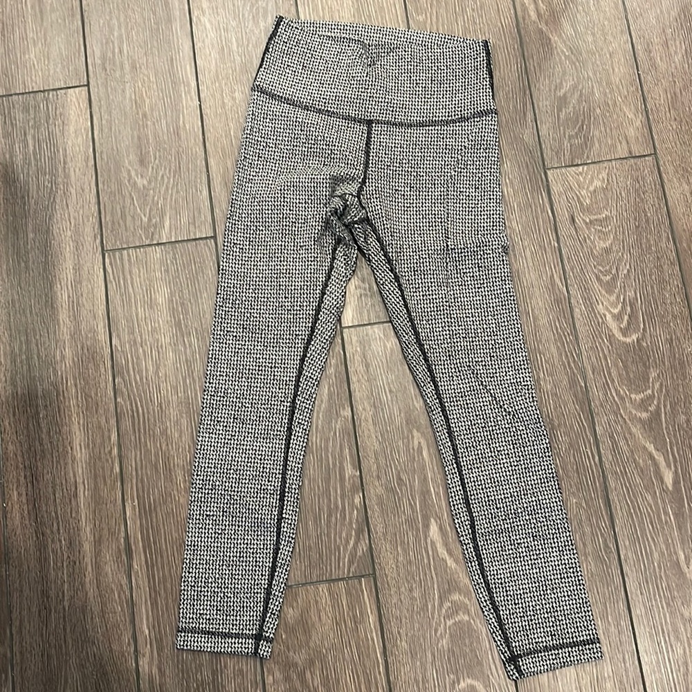 Lululemon houndstooth leggings Sz 8